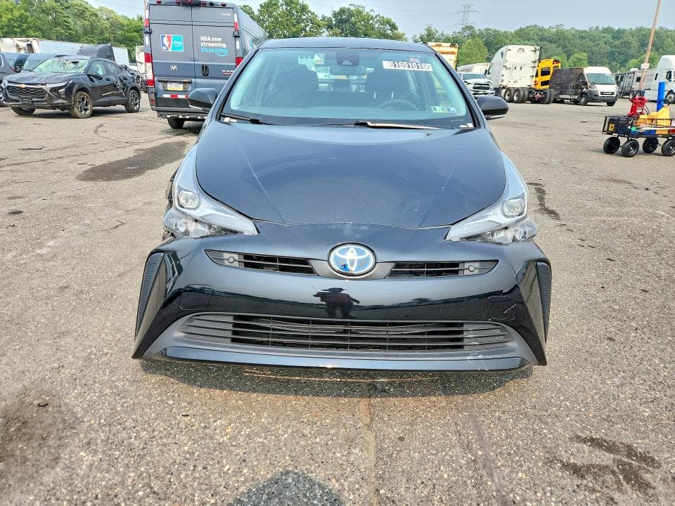 2022 TOYOTA PRIUS LE 5