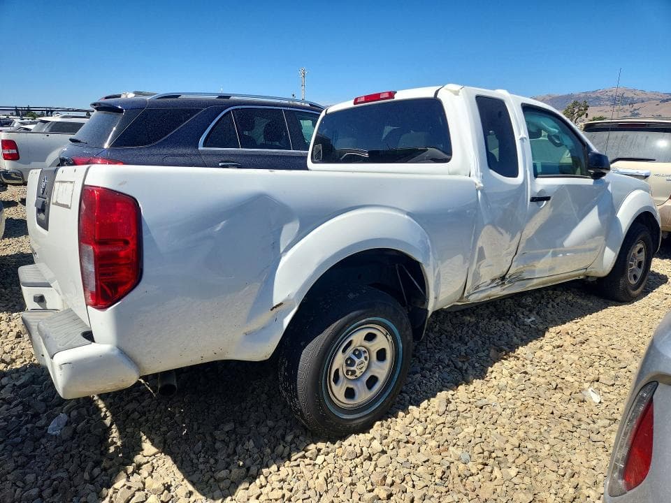 2018 NISSAN FRONTIER S 3