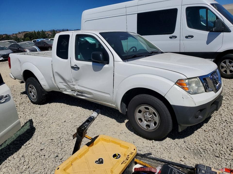 2018 NISSAN FRONTIER S 4