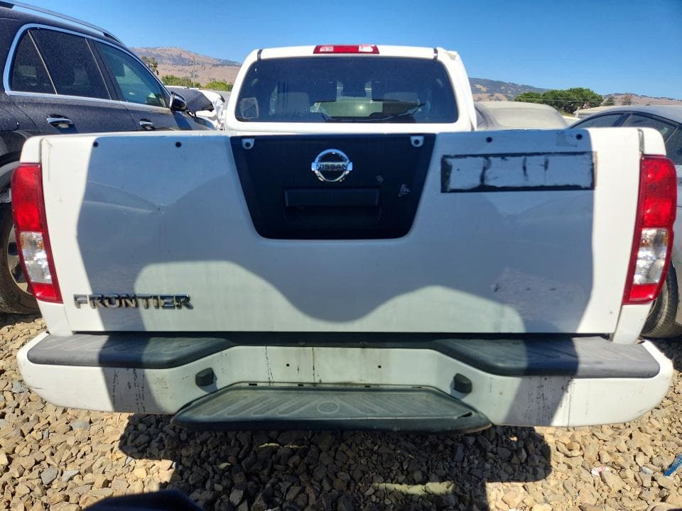2018 NISSAN FRONTIER S 6