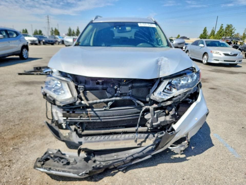 2018 NISSAN ROGUE SL 5