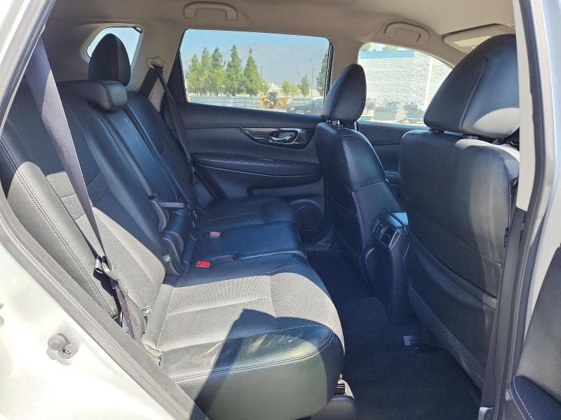 2018 NISSAN ROGUE SL 10