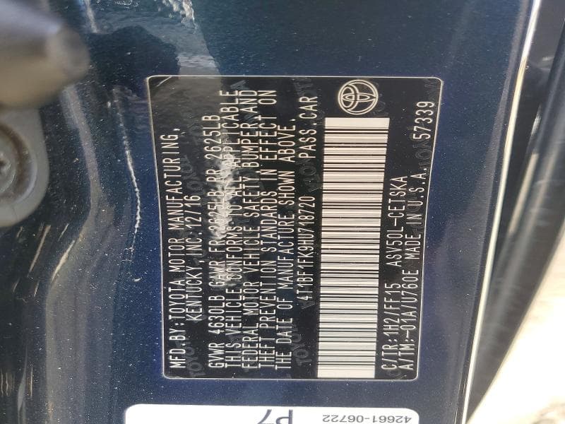 2017 TOYOTA CAMRY SE 13