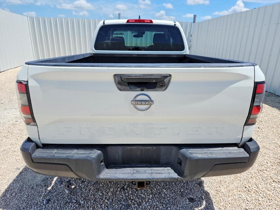 2022 NISSAN FRONTIER S 6