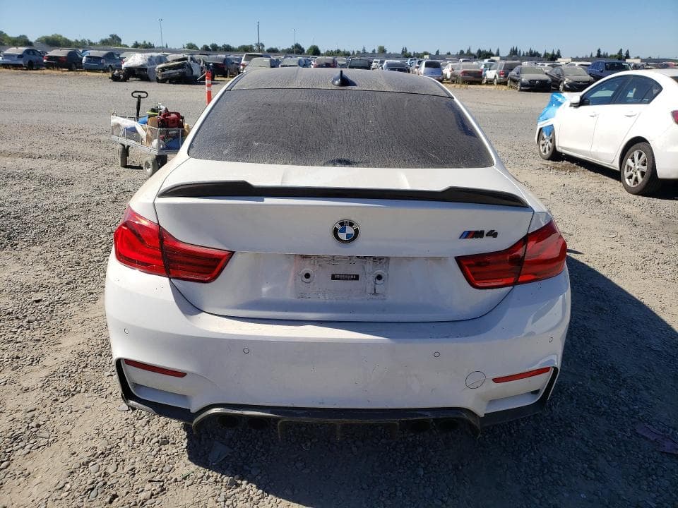 2018 BMW M4 6