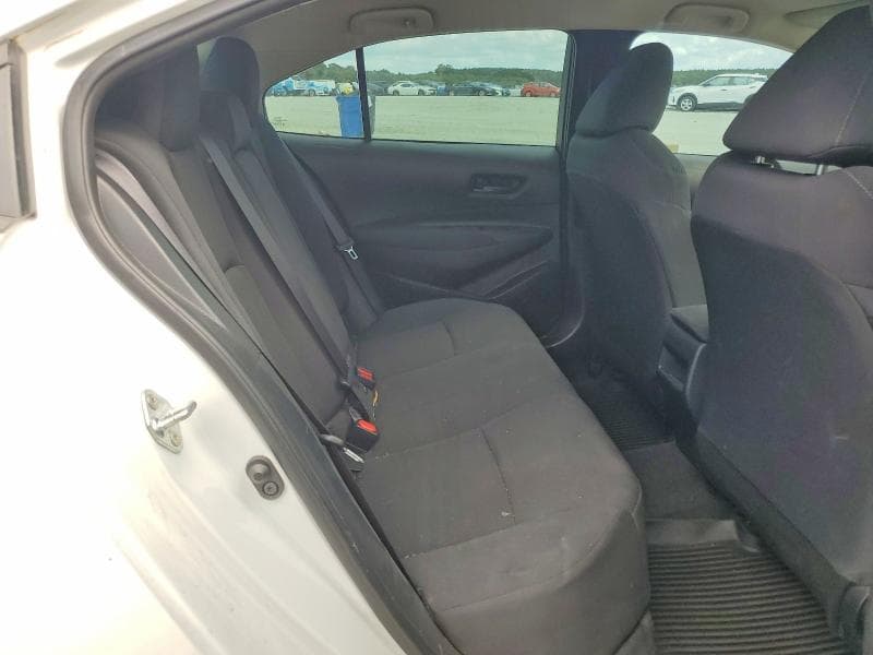 2022 TOYOTA COROLLA LE 10