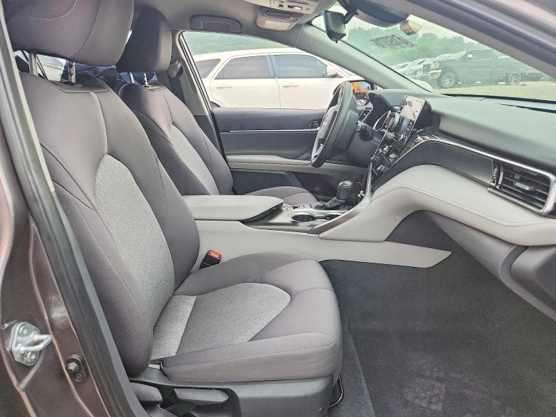 2024 TOYOTA CAMRY LE 7