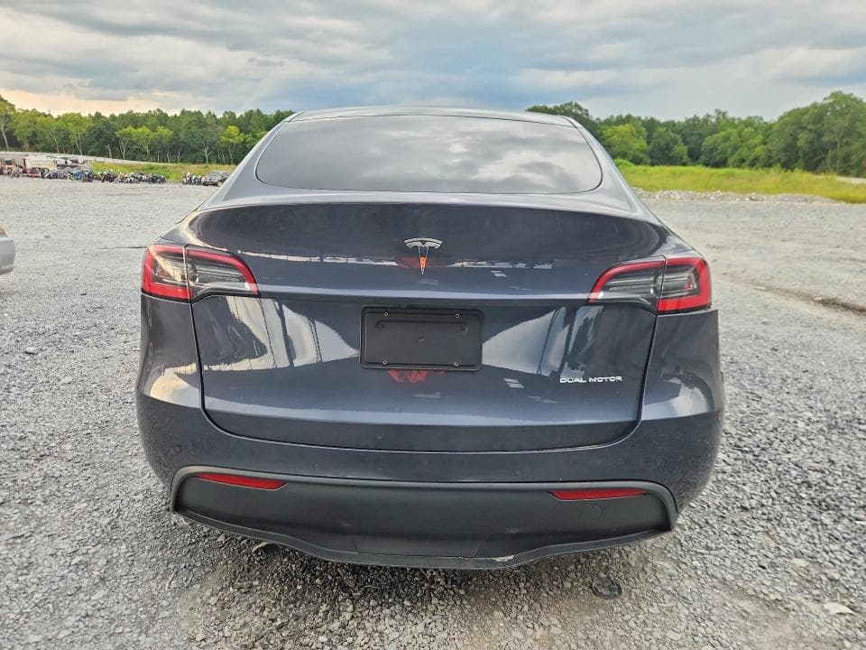 2020 TESLA MODEL Y 6