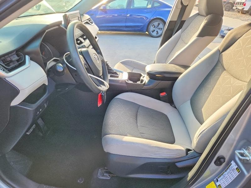 2019 TOYOTA RAV4 XLE 7