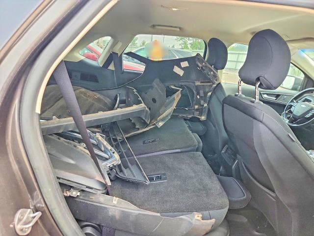 2019 FORD EDGE SE 11
