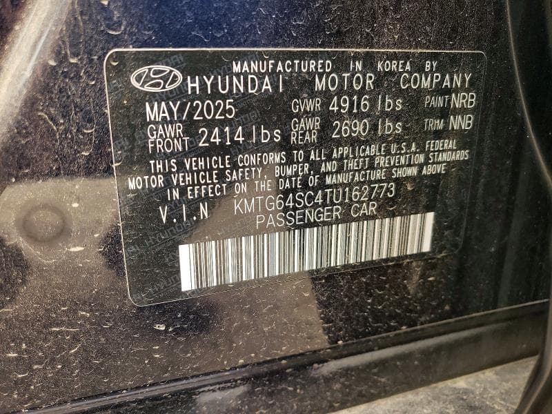 2026 GENESIS G70 2.5T STANDARD 12