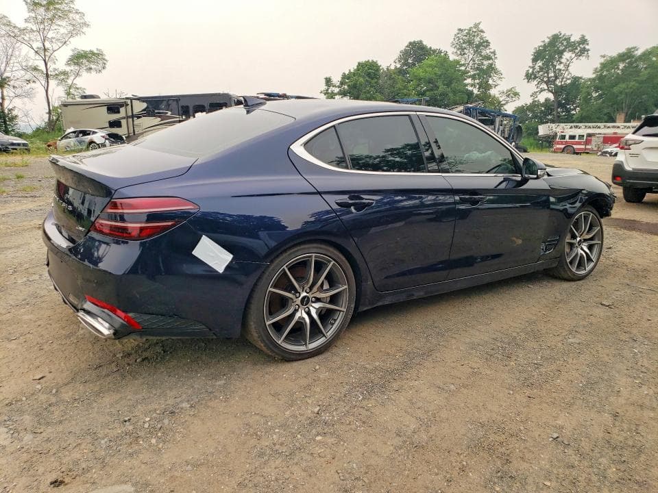 2026 GENESIS G70 2.5T STANDARD 3
