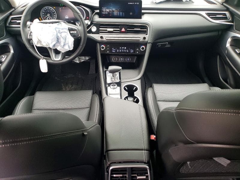 2026 GENESIS G70 2.5T STANDARD 8