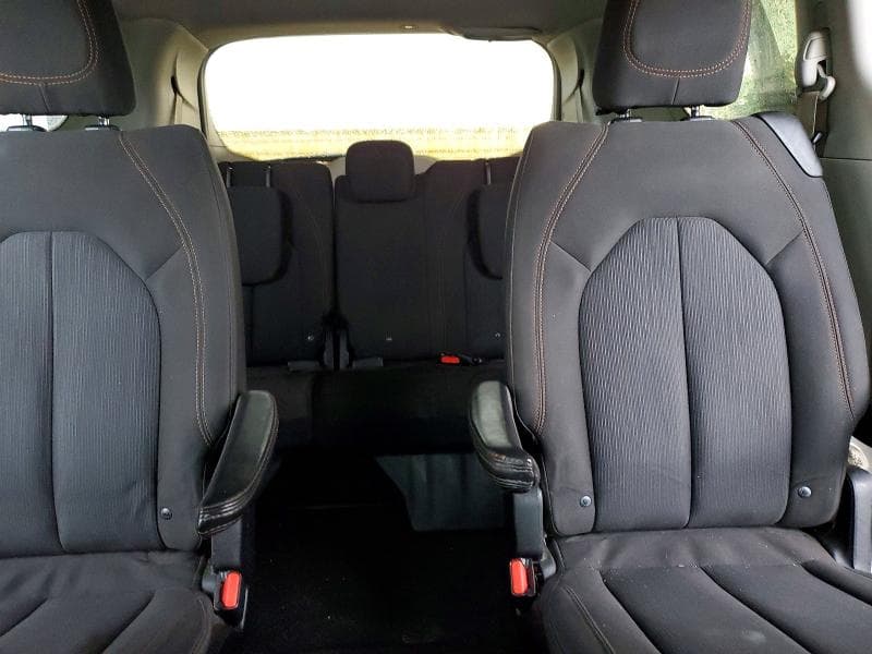 2017 CHRYSLER PACIFICA TOURING 10
