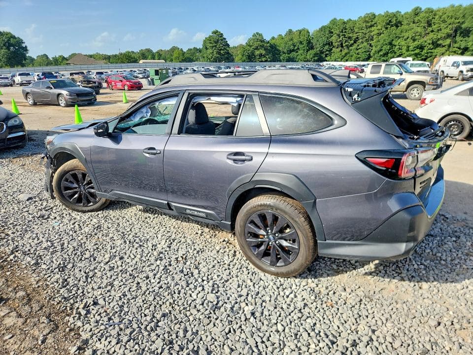 2025 SUBARU OUTBACK ONYX EDITION 2