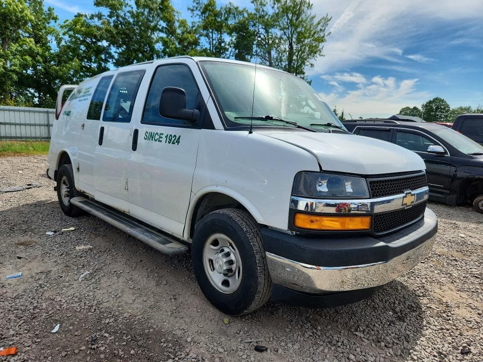 2018 CHEVROLET EXPRESS G2500 4