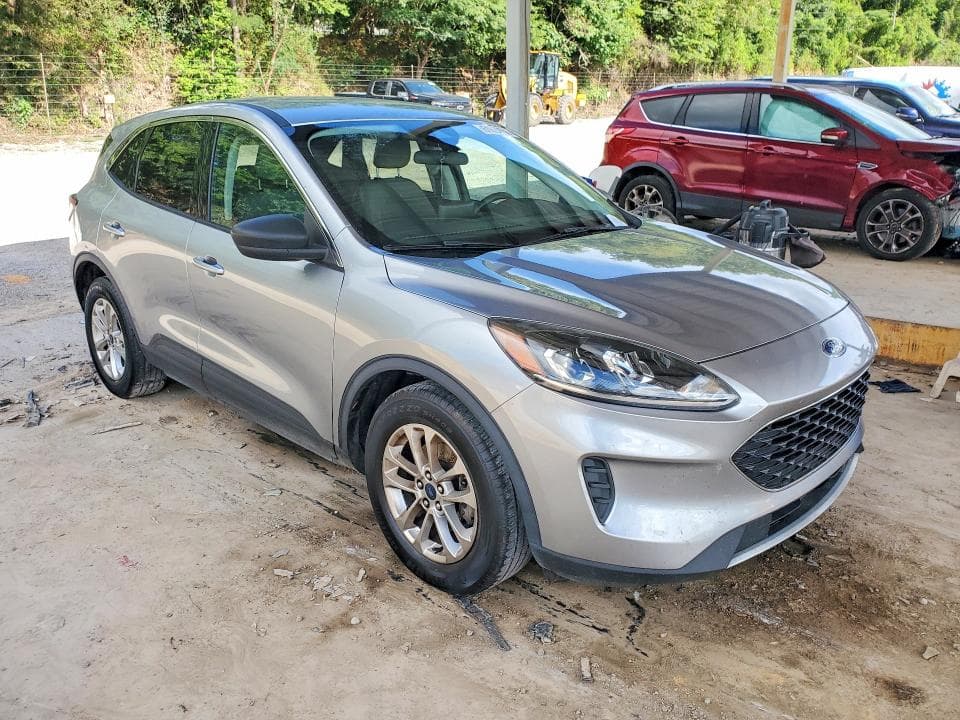 2022 FORD ESCAPE SE 4