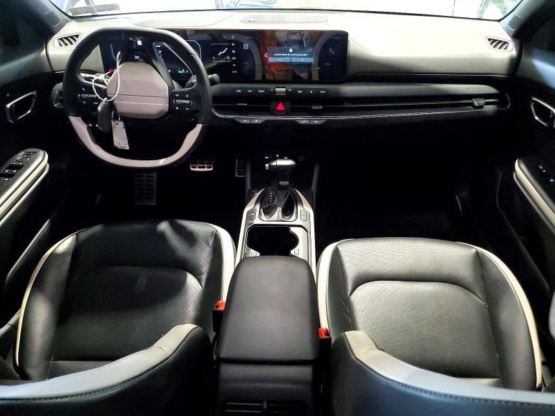 2025 KIA K4 GT-LINE TURBO 8