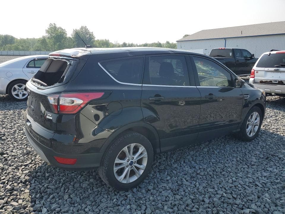 2017 FORD ESCAPE SE SE 3