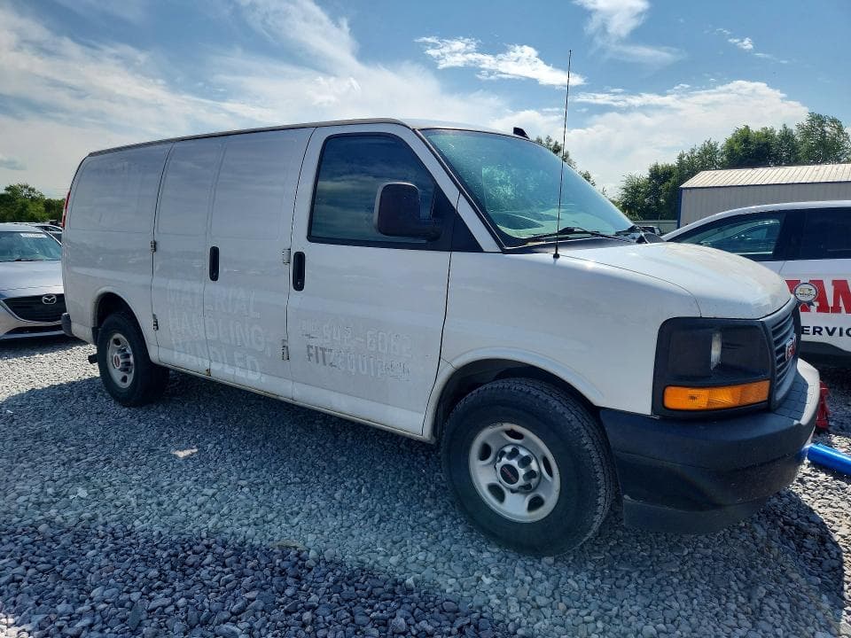 2017 GMC SAVANA G2500 4