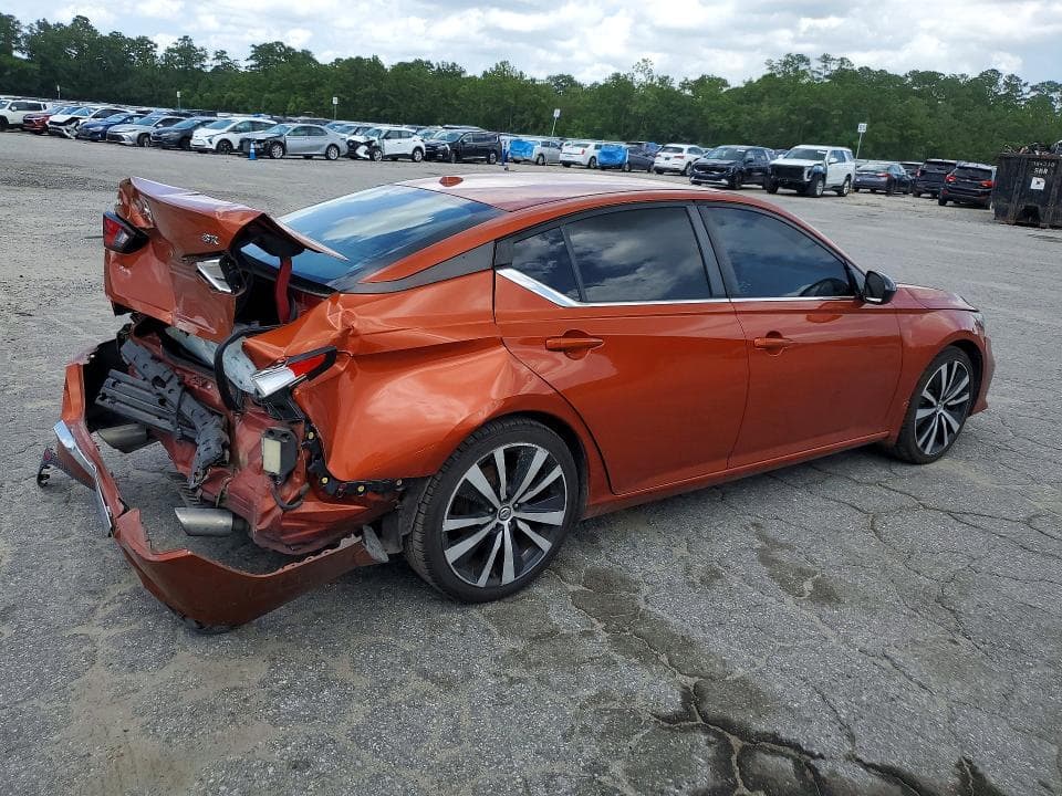 2019 NISSAN ALTIMA SR SR 3