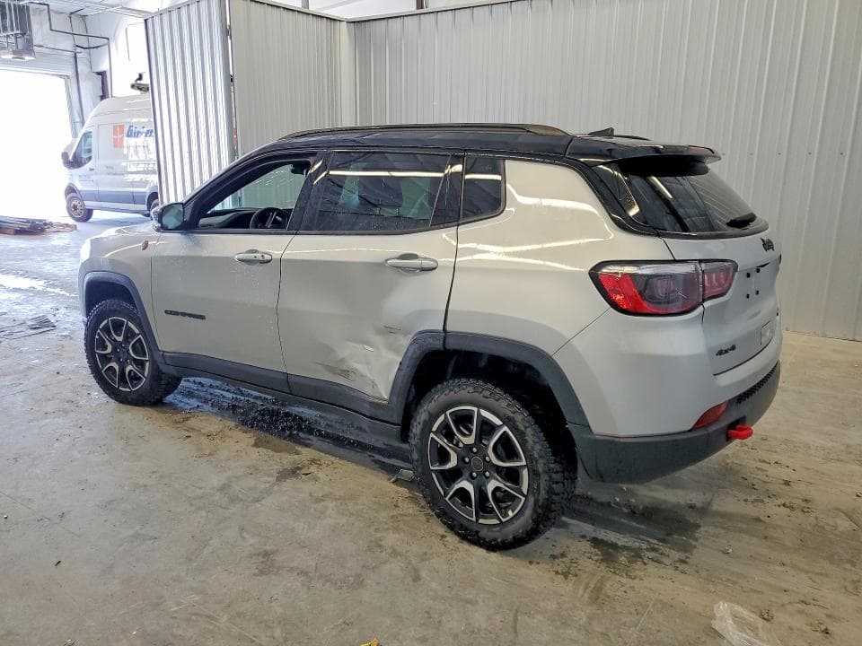 2025 JEEP COMPASS TRAILHAWK 2