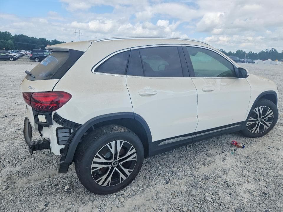 2026 MERCEDES-BENZ GLA 250 4MATIC 3