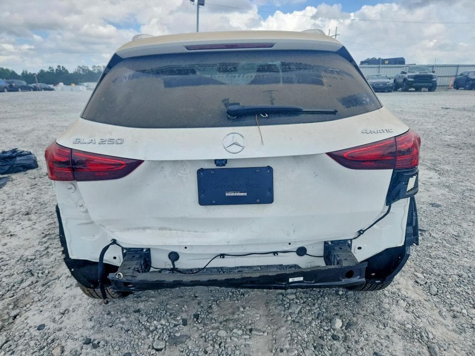 2026 MERCEDES-BENZ GLA 250 4MATIC 6