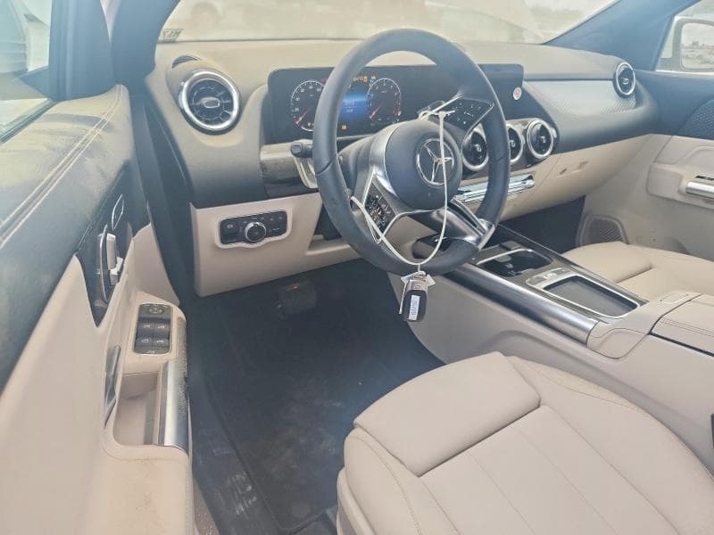 2026 MERCEDES-BENZ GLA 250 4MATIC 8
