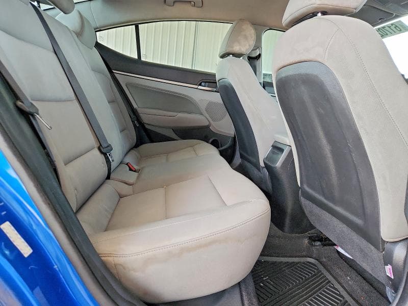 2018 HYUNDAI ELANTRA SEL 10