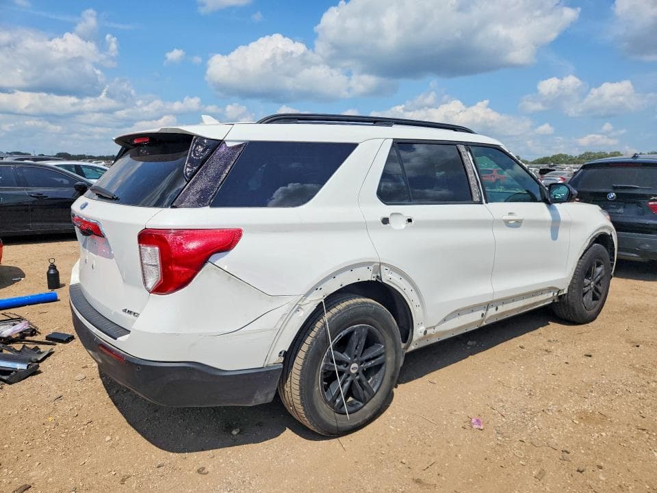2021 FORD EXPLORER XLT 3