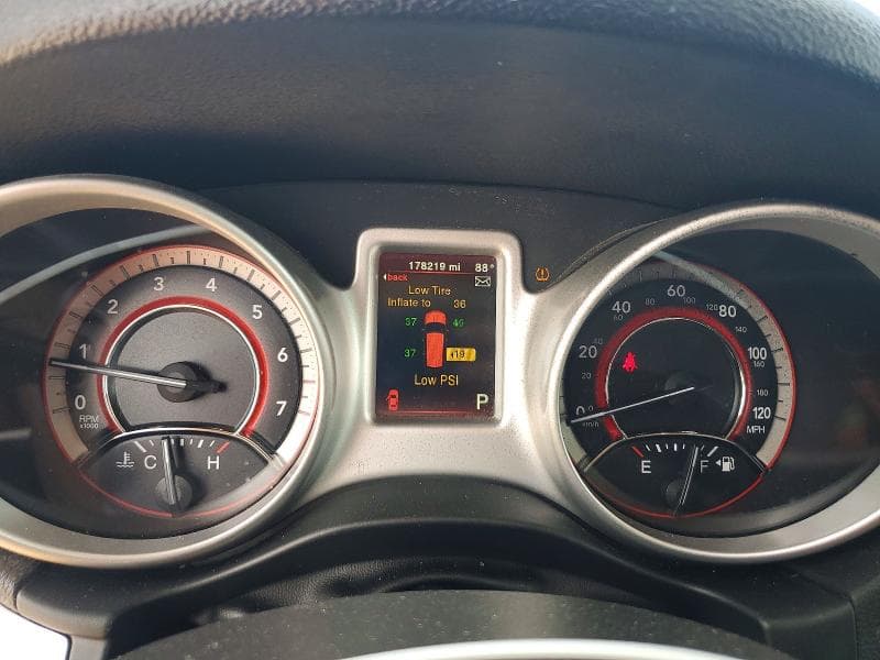 2017 DODGE JOURNEY SXT 9
