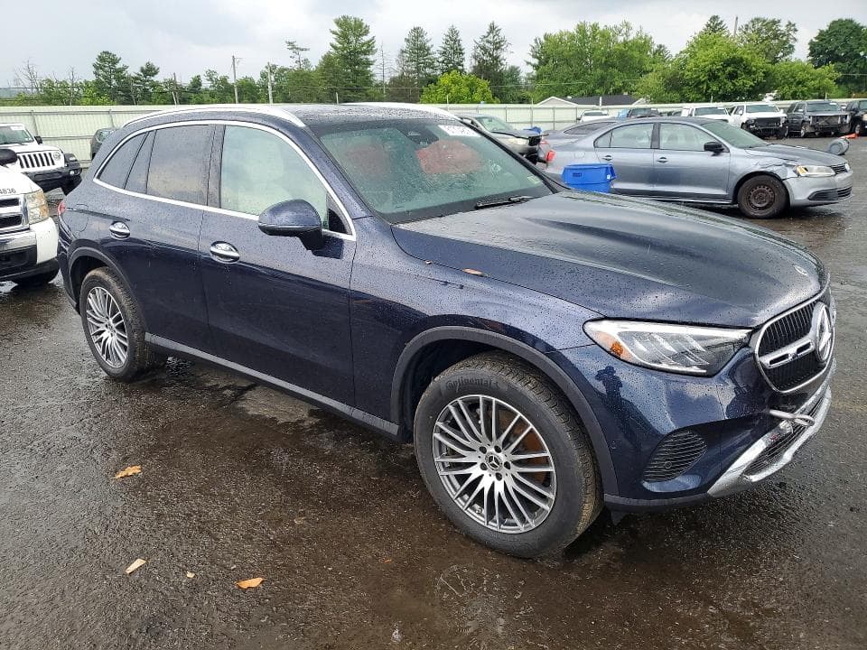 2024 MERCEDES-BENZ GLC 300 4MATIC 4