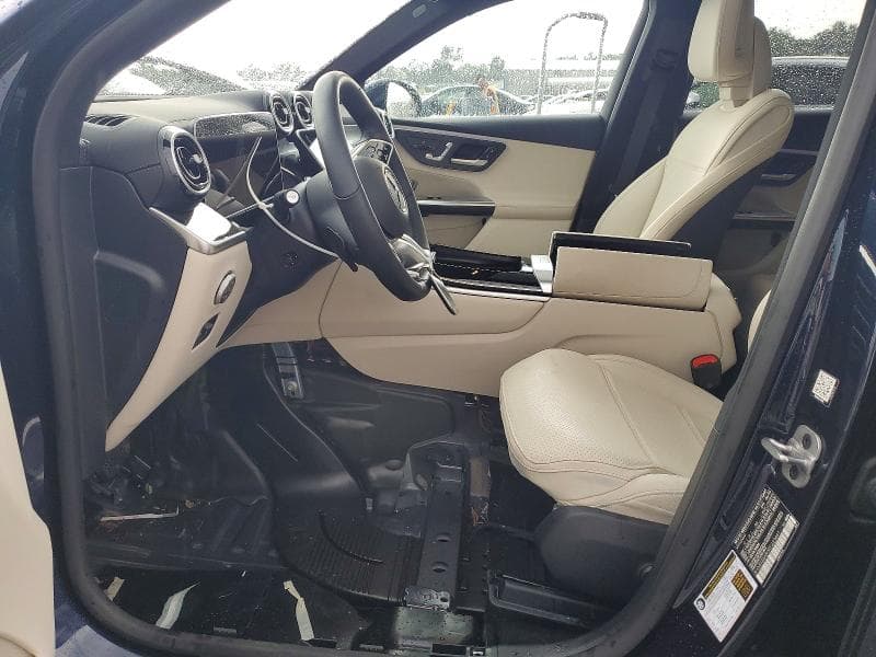 2024 MERCEDES-BENZ GLC 300 4MATIC 7