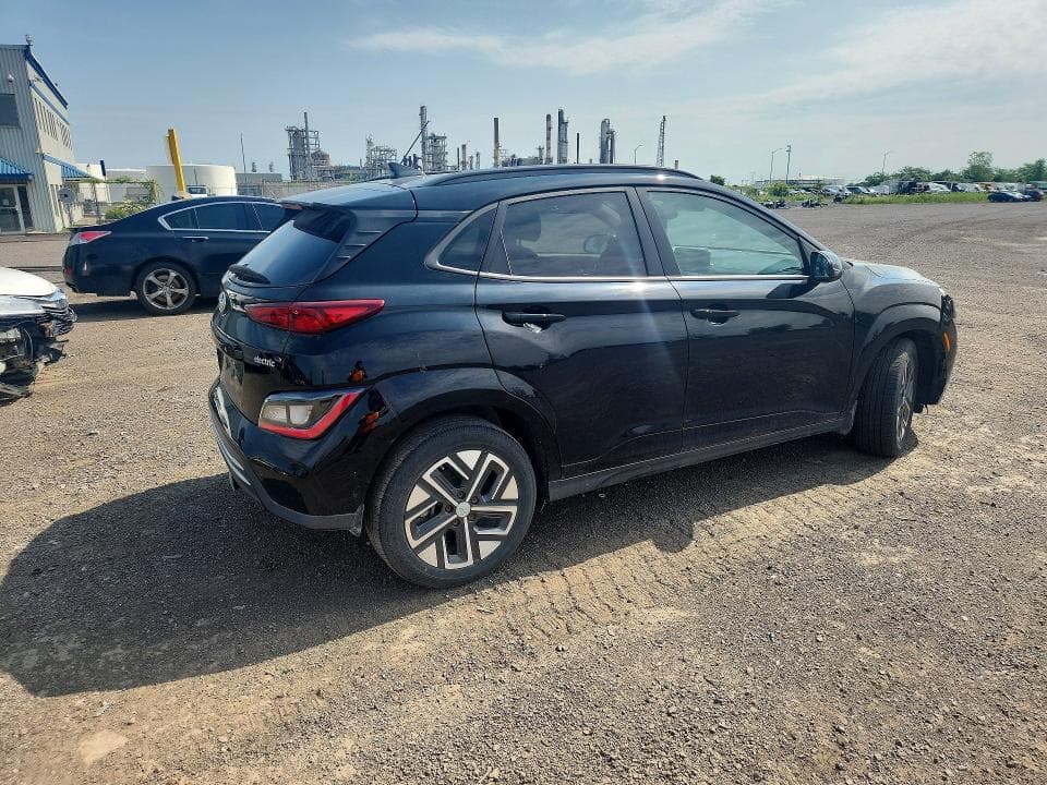 2023 HYUNDAI KONA SE SE 3
