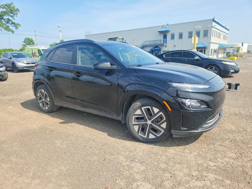 2023 HYUNDAI KONA SE SE 4