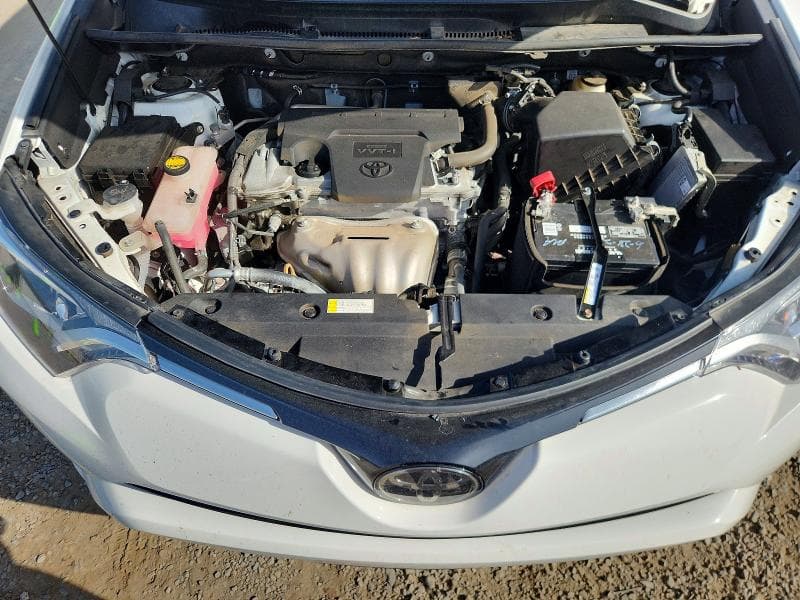 2018 TOYOTA RAV4 XLE 12
