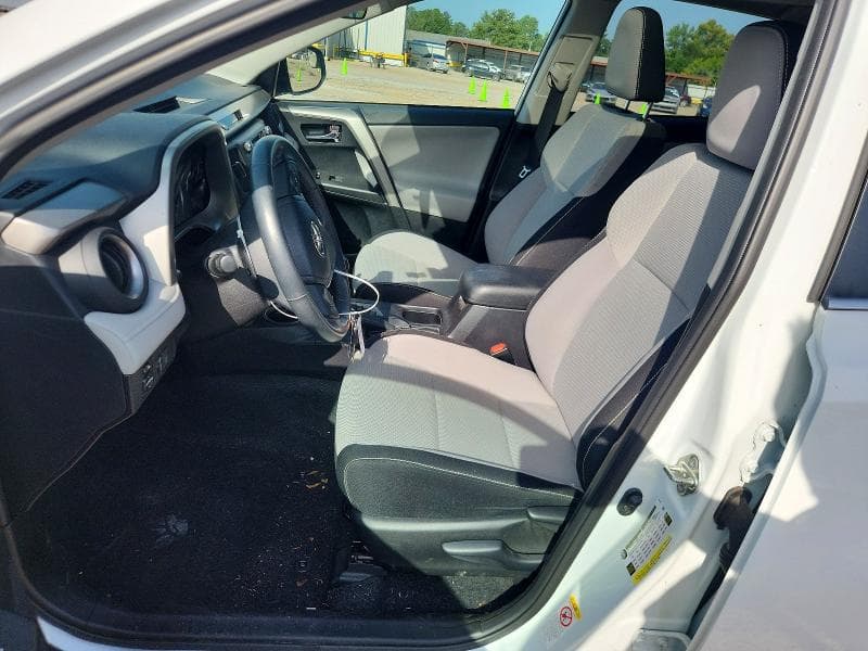 2018 TOYOTA RAV4 XLE 7