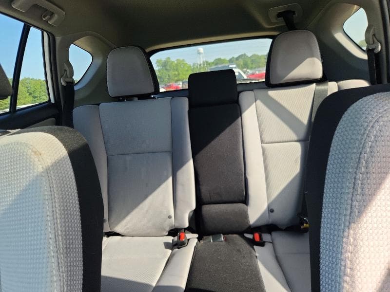 2018 TOYOTA RAV4 XLE 10