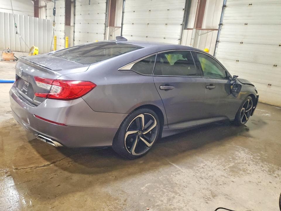 2018 HONDA ACCORD SPORT 3