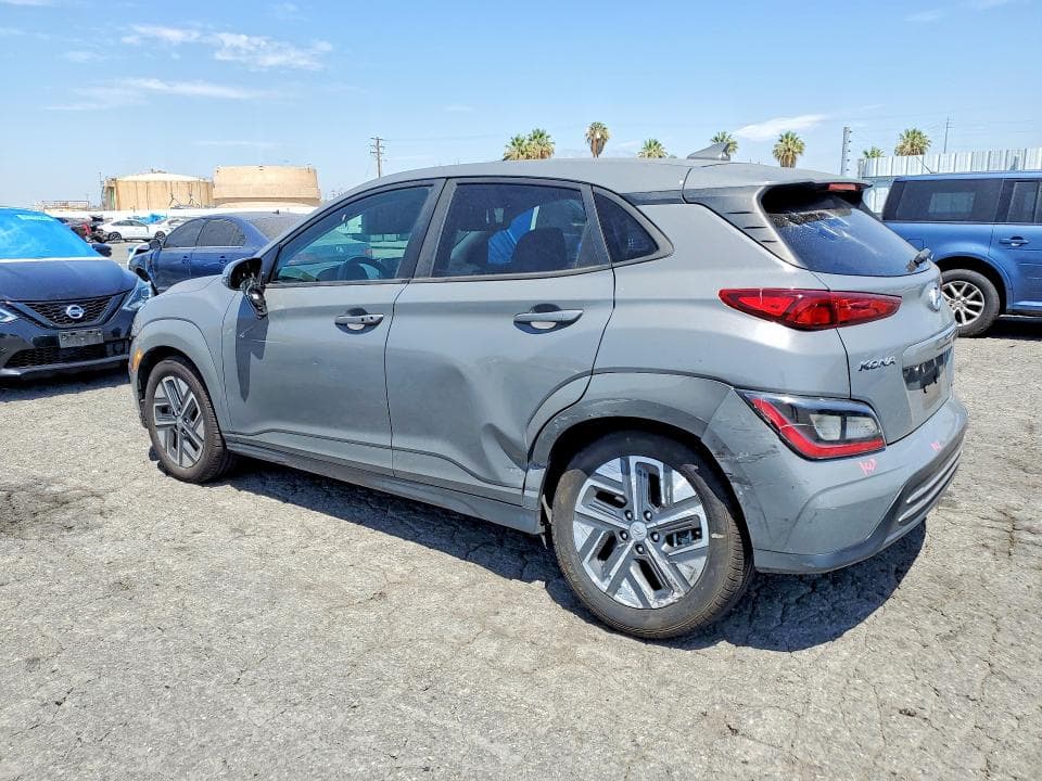 2023 HYUNDAI KONA SE 2