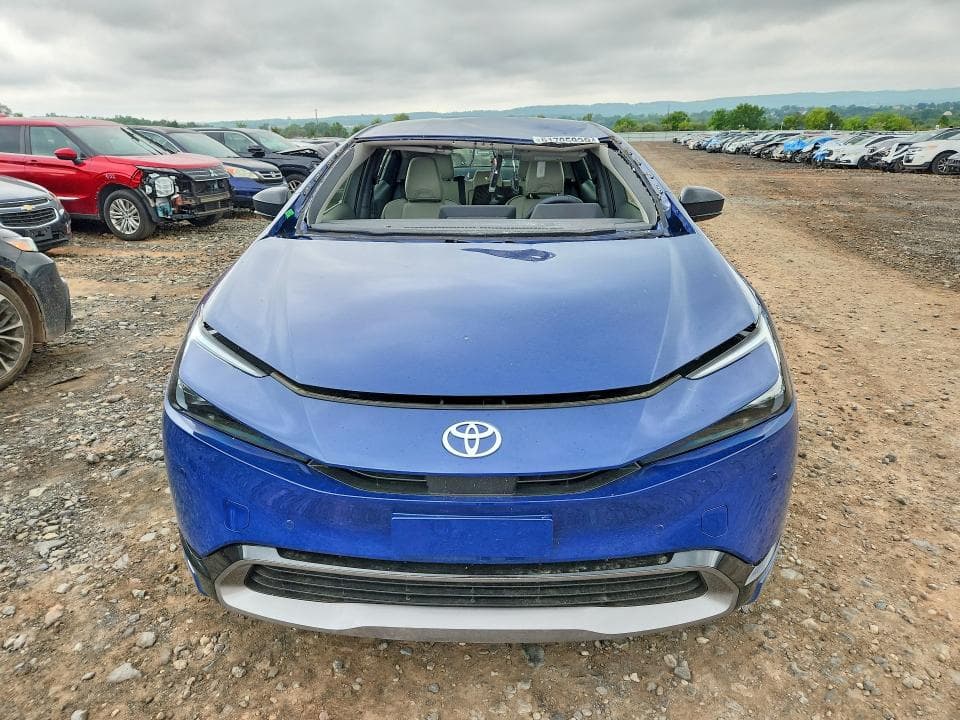 2026 TOYOTA PRIUS XLE 5