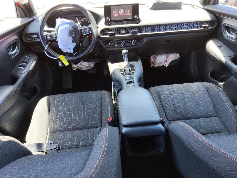 2025 HONDA HR-V SPORT 8