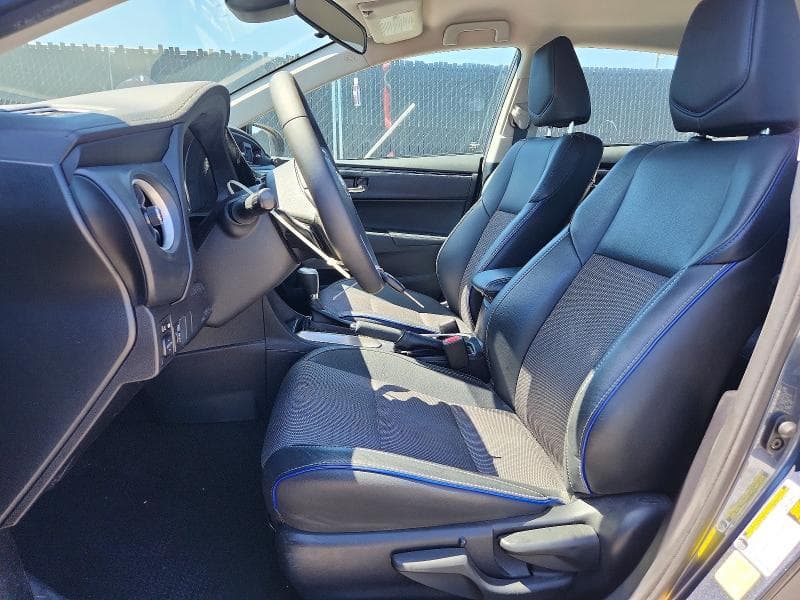 2017 TOYOTA COROLLA SE 7