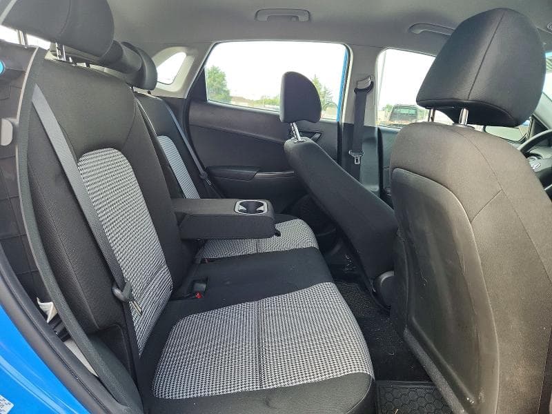 2022 HYUNDAI KONA SE 11