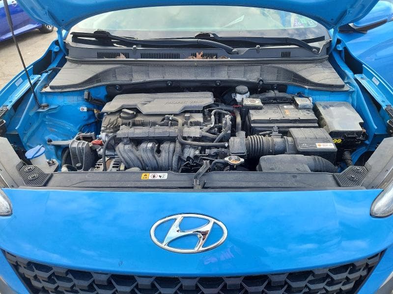 2022 HYUNDAI KONA SE 12