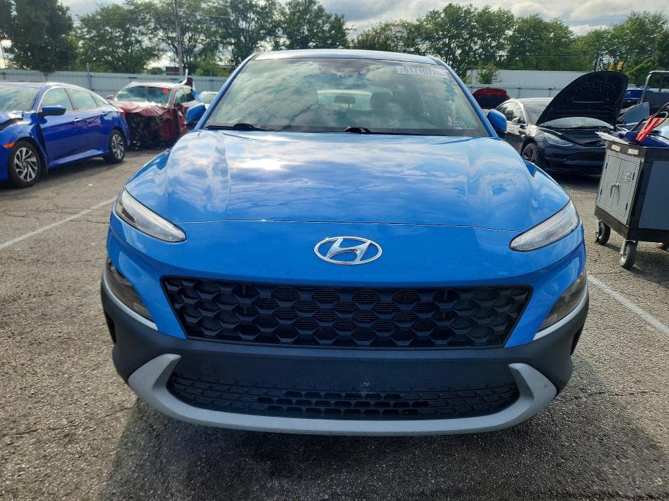2022 HYUNDAI KONA SE 5