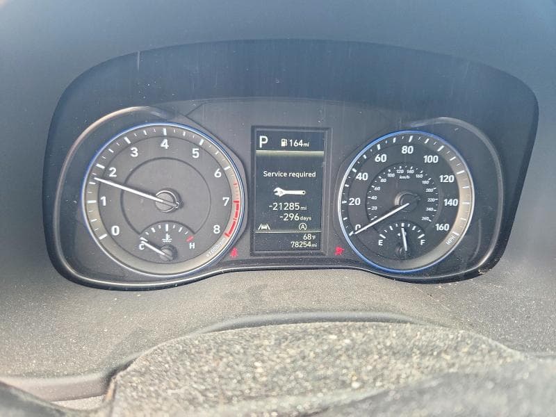 2022 HYUNDAI KONA SE 9
