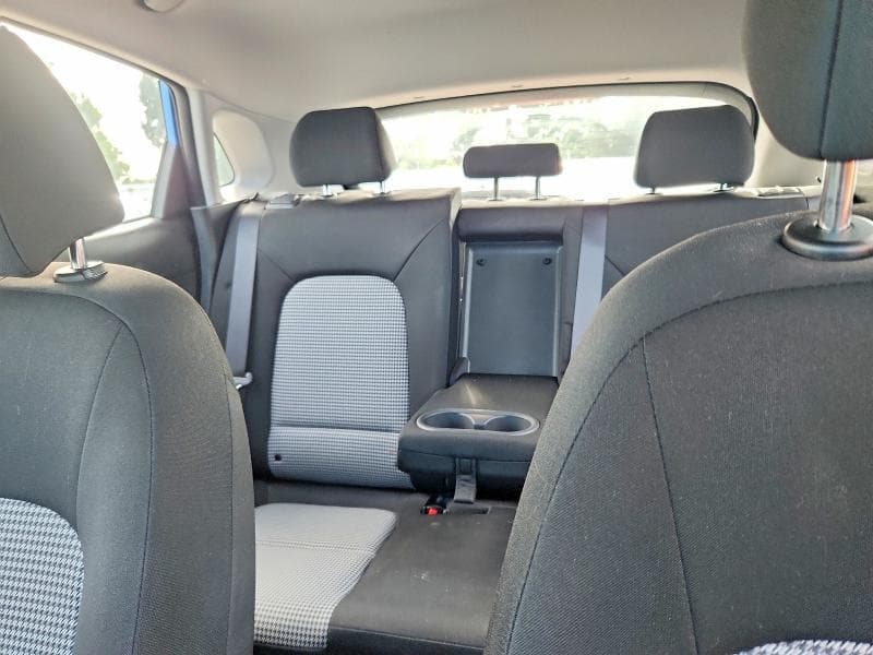 2022 HYUNDAI KONA SE 10