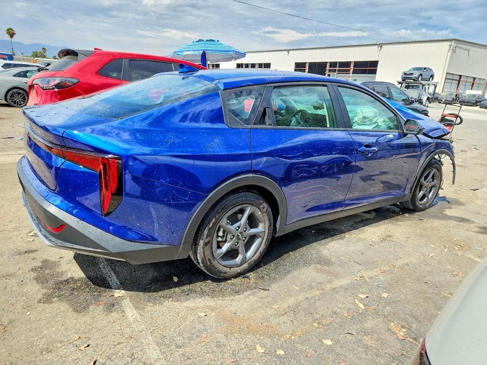2026 KIA K4 LXS 3